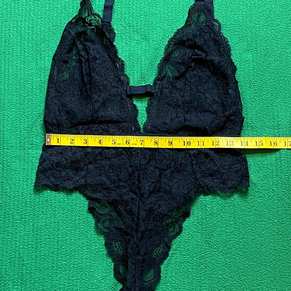Victoria’s Secret Plunge V-Neck Sheer Black Lace Teddy Body Suit Ladies Large - Picture 15 of 16